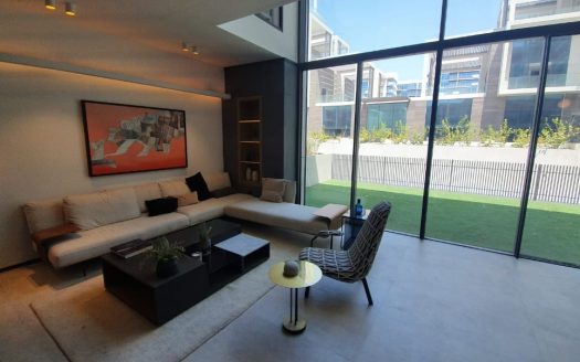 Read To Move | New Apartment | Fully Fitted Kitchen | Duplex