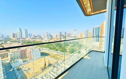 4 Units Available | 1 BR | High Floor